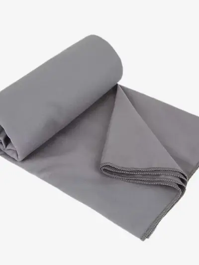 Eddie Bauer Travelon Antibakteriálna cestovná osuška v šedej farbe