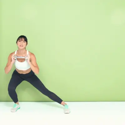 Nuotraukoje gali būti žmogaus Rebecca Watson pratimas, fitnesas, sportas, treniruotės ir šokio poza