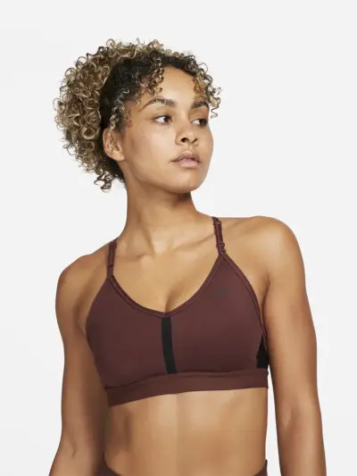 Nike Dri-Fit Indy Light-Support párnázott V-nyakú sportmelltartó
