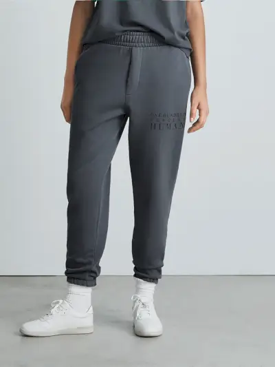 Everlane A 100%-ban emberi, mindenki kocogó