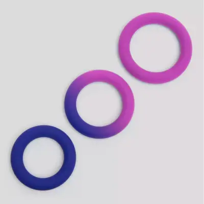 Set de inele din silicon Lovehoney Colorplay pe fundal gri