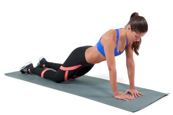 Bilden kan innehålla mänsklig person Stretch Träning Sport Sport och Träning