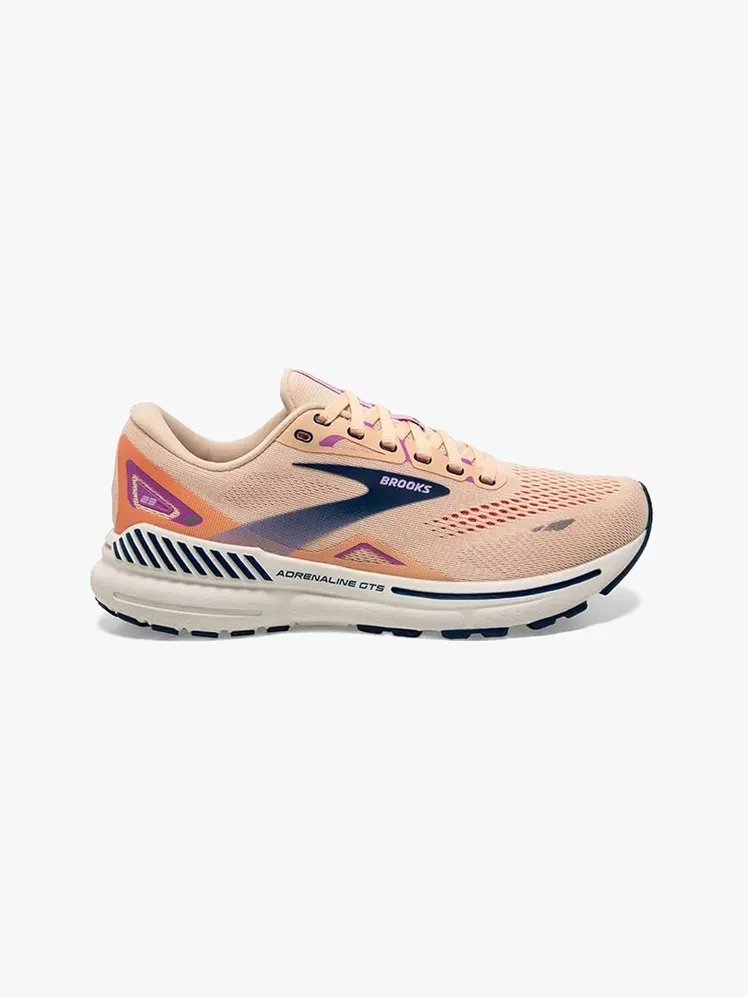 Brooks Adrenaline GTS 23 dalam komponen bermerek dengan latar belakang abu-abu terang