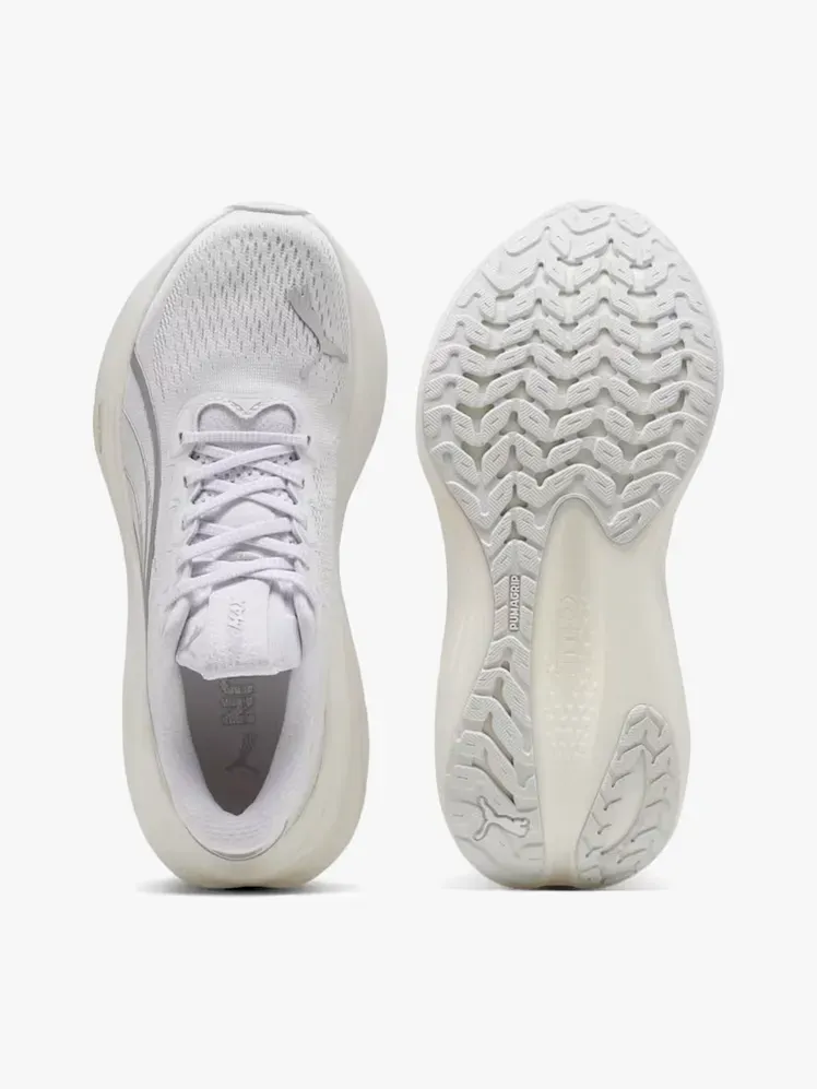 ਹਲਕੇ ਸਲੇਟੀ ਬੈਕਗ੍ਰਾਊਂਡ