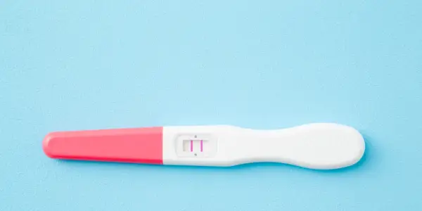 Er det lige så risikabelt, som vi troede at få en baby over 35?