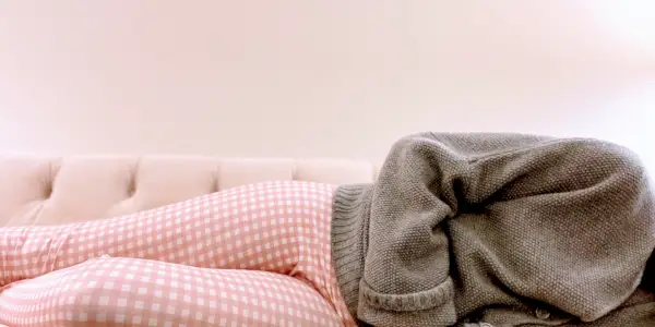9 semne de Chlamydia pe care trebuie să le cunoască toată lumea cu un vagin