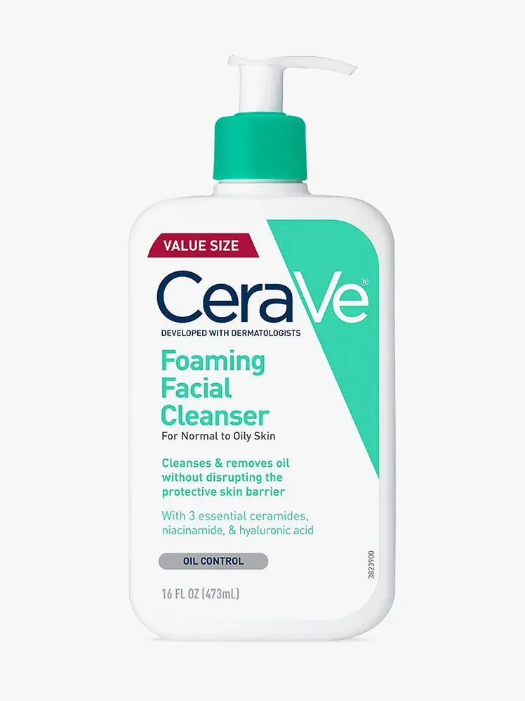 Habzó arctisztító márkás fehér üvegben, pumpával, világosszürke alapon