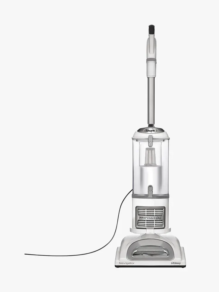 התמונה עשויה להכיל: מכשיר מכשיר חשמלי צינור עשן וספינת קיטור