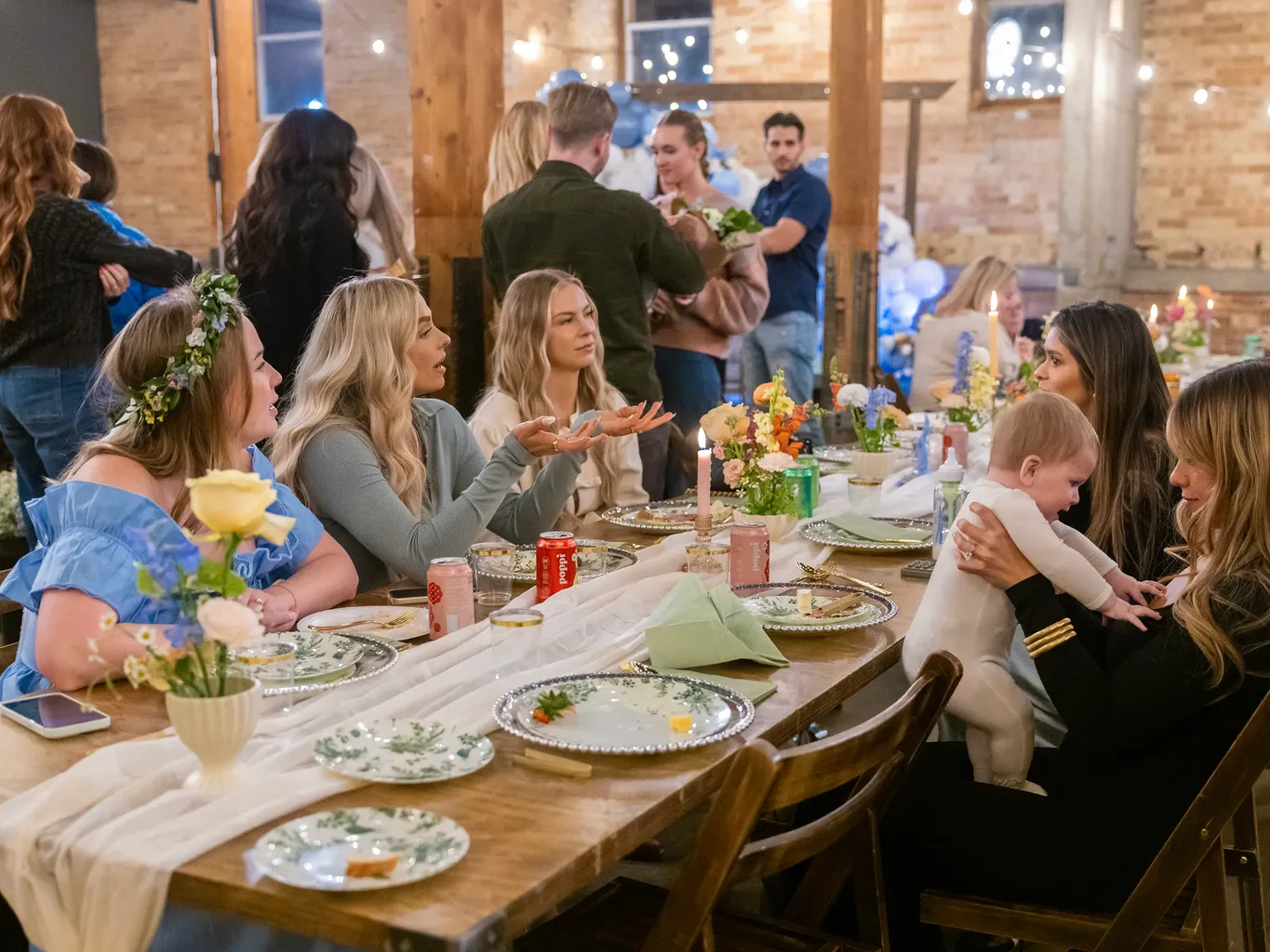 Cara Bertahan dalam Drama Grup Teman—Tanpa Memihak