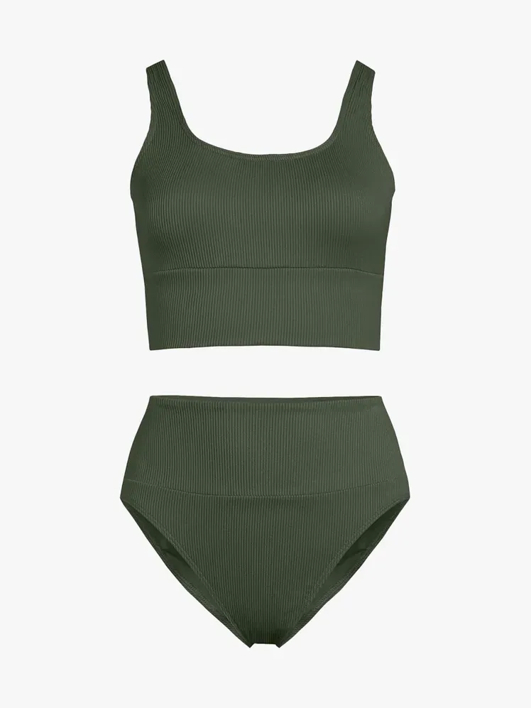 Set de costum de baie Lands’ End Tugless Tankini Top și fund cu talie înaltă în componentă de marcă pe un fundal gri deschis