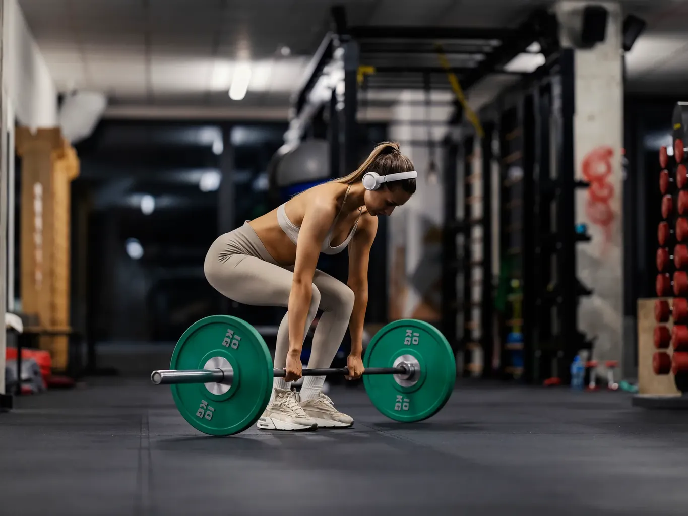 Яка вправа краще для сідниць: присідання чи станова тяга?