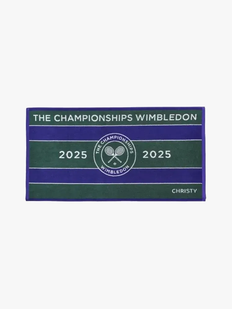 Wimbledon The Championships 2025 Klasik Pamuklu Banyo Havlusu, açık gri arka plan üzerinde markalı bileşenli