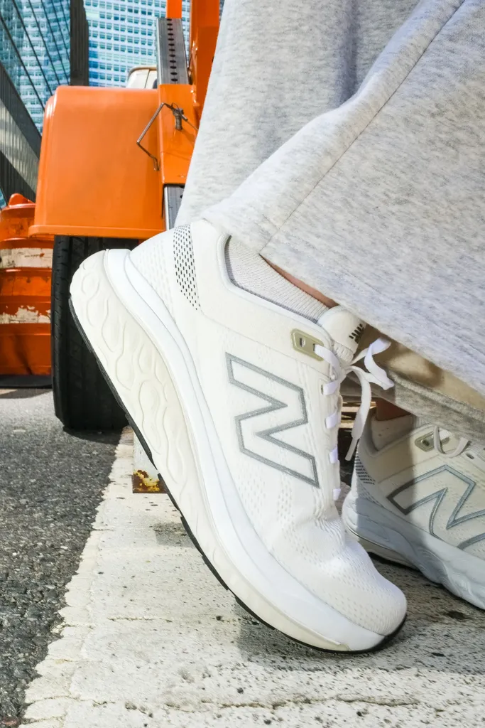 Zdjęcie Katie testującej piankę New Balance Fresh Foam X 860v14