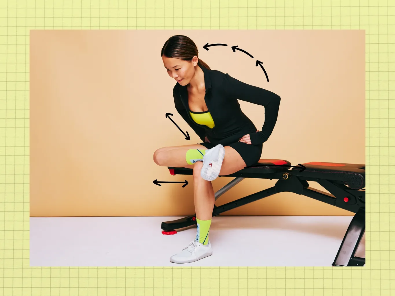 사무실 친화적인 앉은 자세의 4자형 스트레치가 뭉친 엉덩이를 풀어줄 것입니다