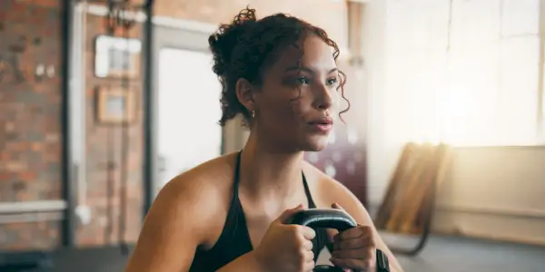 È meglio fare cardio prima o dopo i pesi?