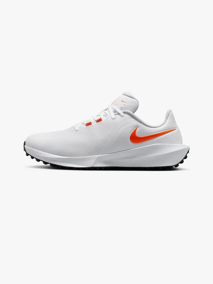 Nike Infinity G NN в фірмовій комплектації на світло-сірому фоні