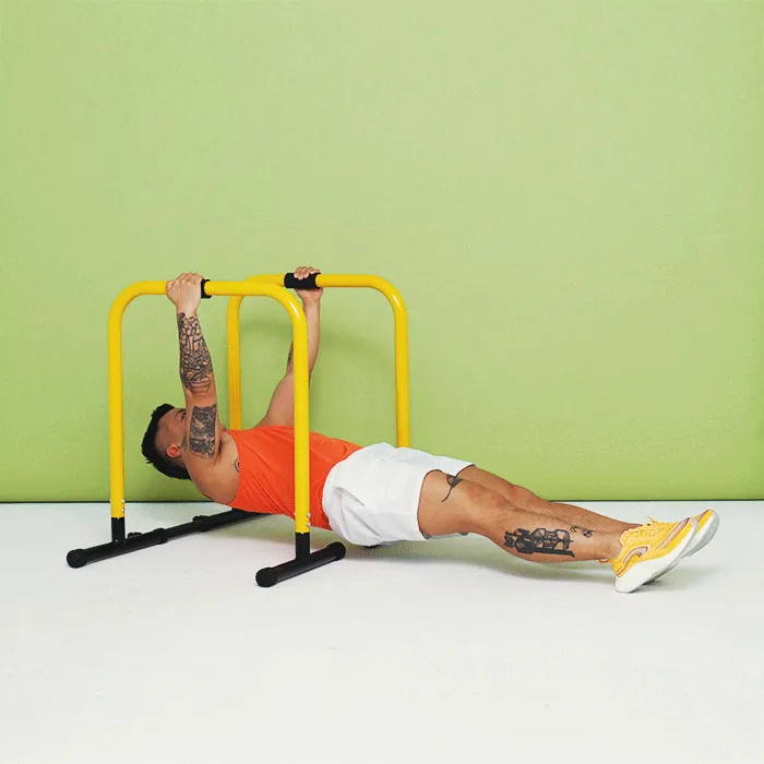 Landyn macht eine umgekehrte Reihe