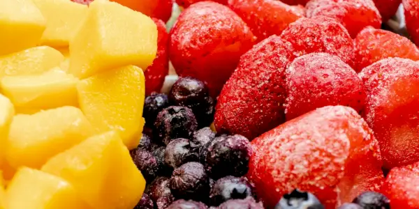 Er is zojuist meer diepvriesfruit teruggeroepen, dit keer vanwege een mogelijke besmetting met Listeria