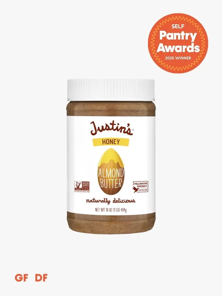 Pot met wit etiket en oranje Pantry Awards-zegel rechtsboven