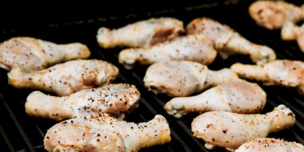 Biraz Pembe Tavuk Yemek Güvenli mi?