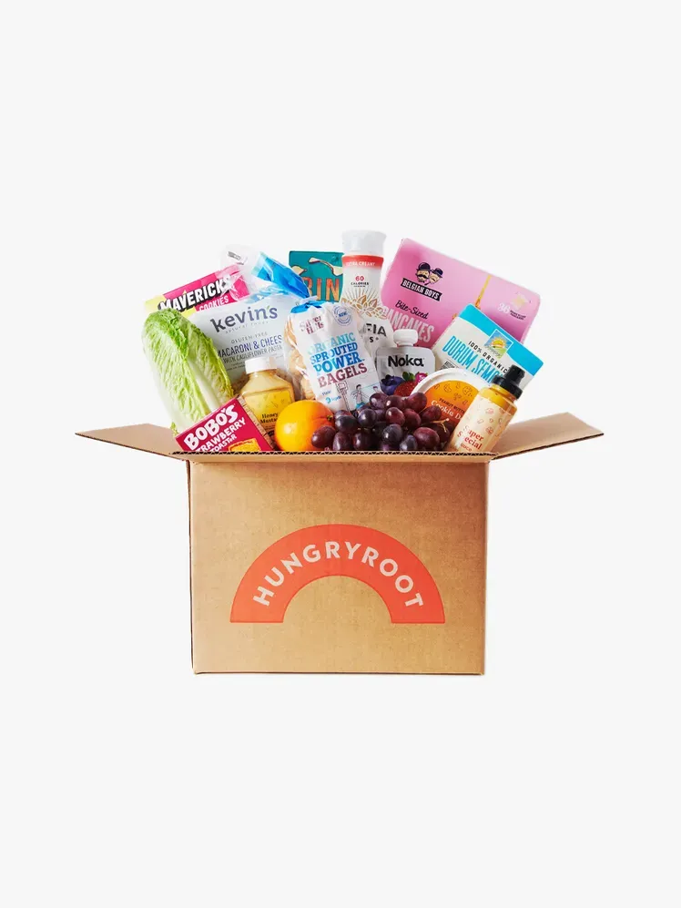 हल्के भूरे रंग की पृष्ठभूमि पर ब्रांडेड घटकों में हंग्रीरूट