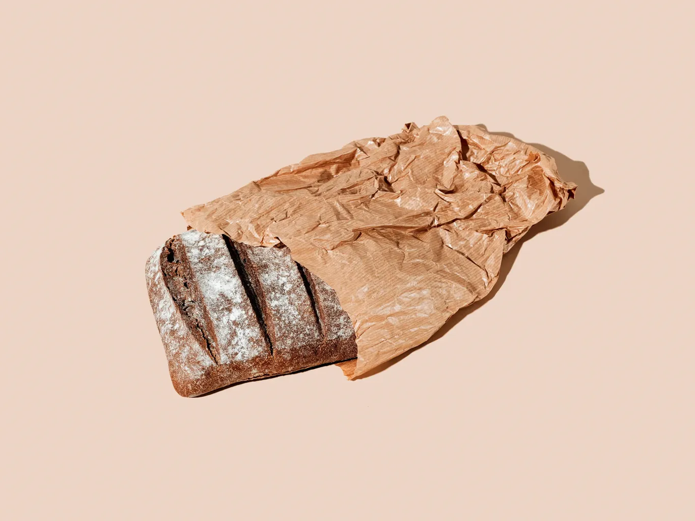 És segur menjar pa florit i com es pot evitar que es faci malament tan ràpid?