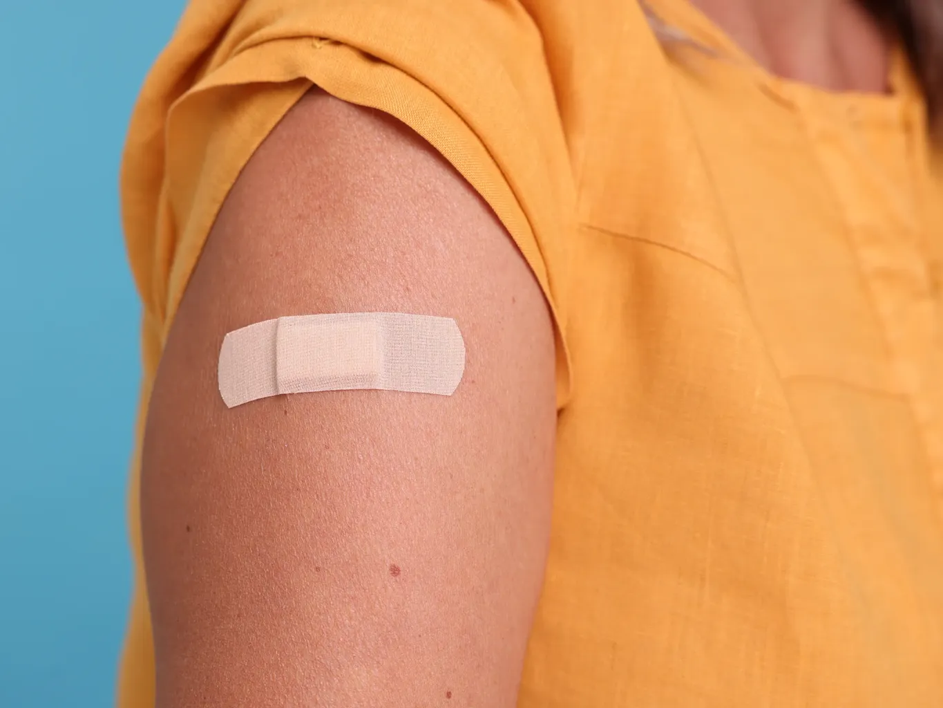 Ali kot odrasel potrebujem poživilo proti ošpicam?