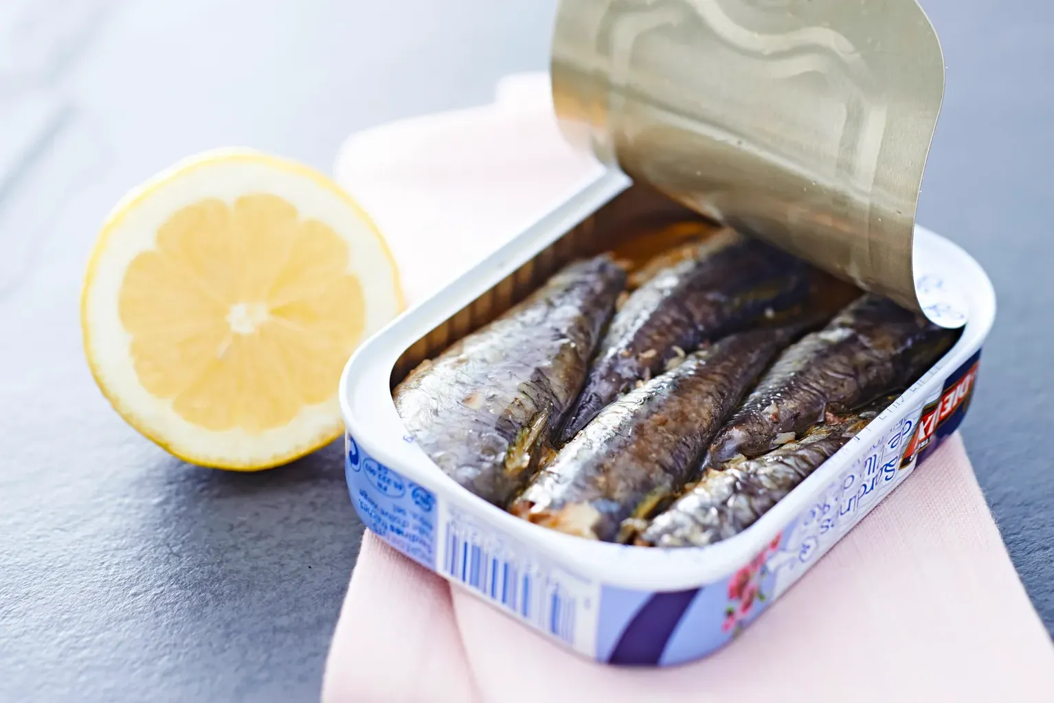 Сардини в банку