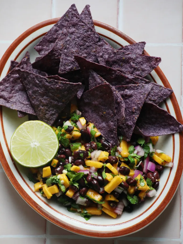 검은콩 망고 살사