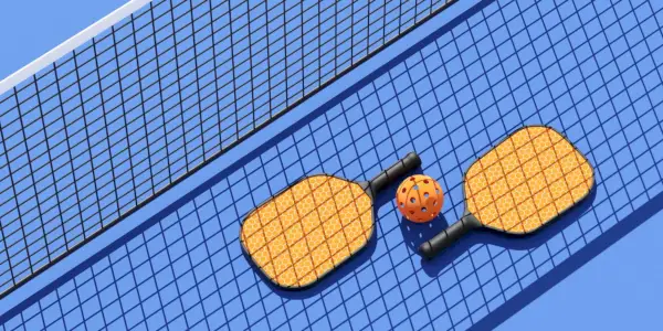 Alles wat u moet weten over Pickleball voordat u een peddel oppakt
