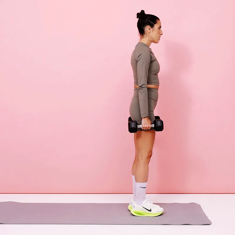 تمرين الاندفاع العكسي باستخدام الدمبل