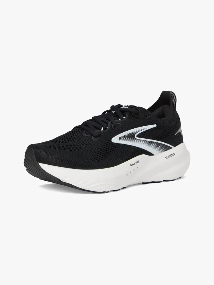 Glycerin 22 -lenkkarit merkkituilla mustavalkovärillä vaaleanharmaalla pohjalla