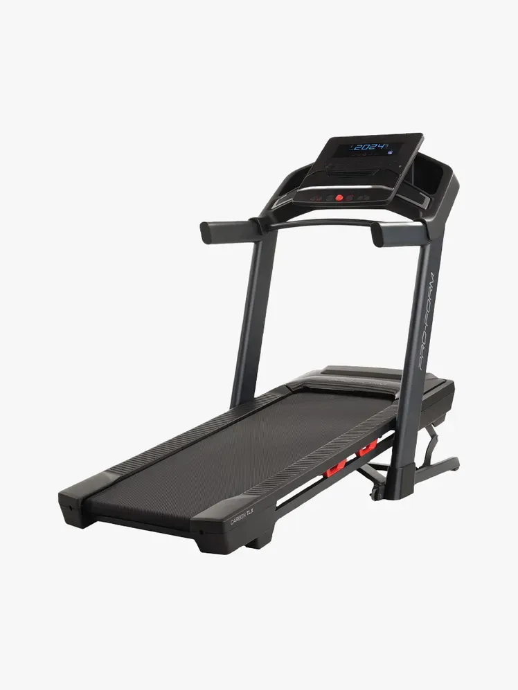 Proform Carbon TLX zīmola komponentā uz gaiši pelēka fona