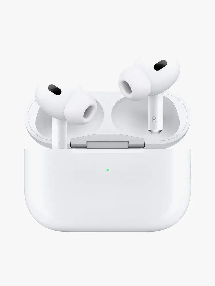 AirPods Pro 2 עם מארז לבן תואם על רקע אפור בהיר