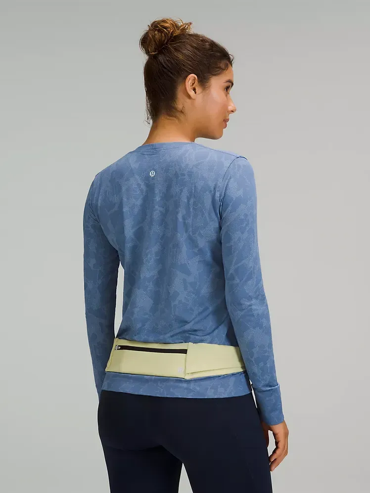 حزام الجري السريع والمجاني من Lululemon