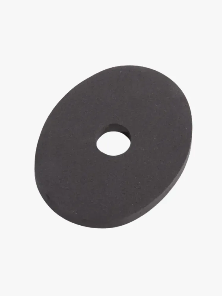 Зображення може містити: Appliance Device Electrical Device Washer Хокей Хокей Хокейна шайба Каток та катання на ковзанах