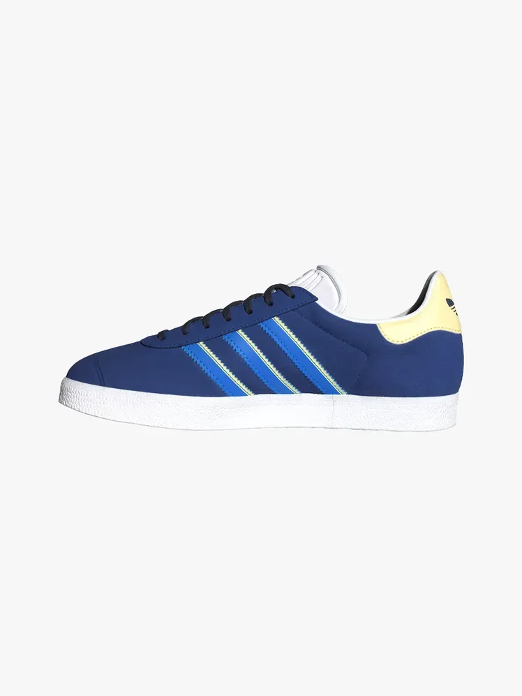 Adidas Gazelle schoenen in merkcomponent op een lichtgrijze achtergrond