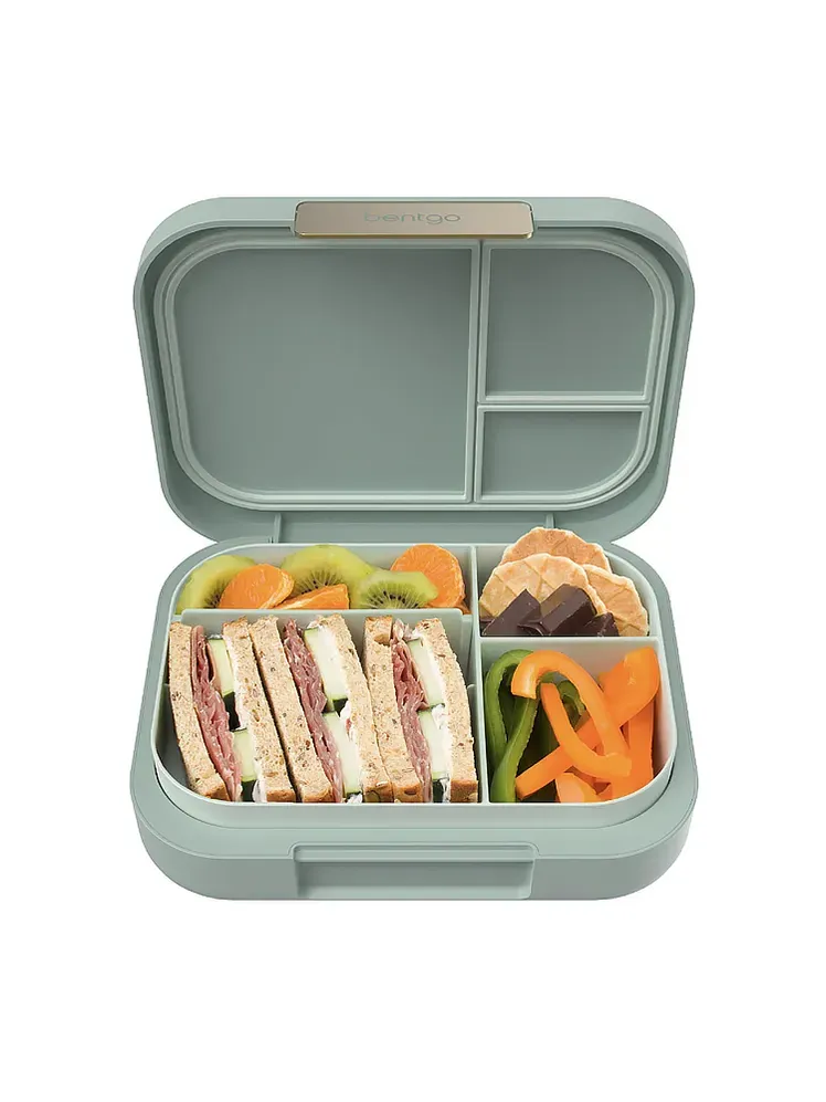 Moderný Lunch Box s rôznymi potravinami