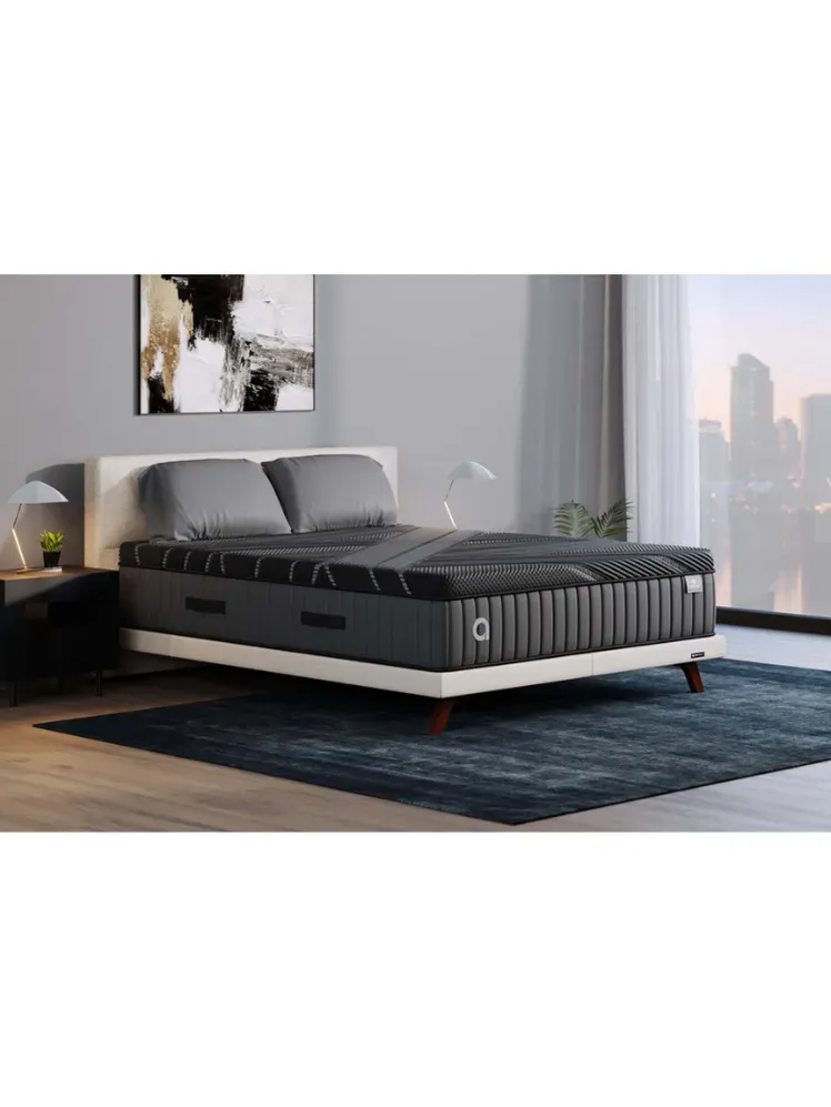 ในภาพอาจจะมี เฟอร์นิเจอร์ สถานที่ในร่ม การออกแบบตกแต่งภายใน และ เตียง