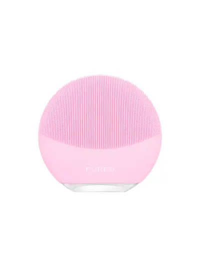 Foreo Luna Mini 3 in rosa Farbe auf weißem Hintergrund