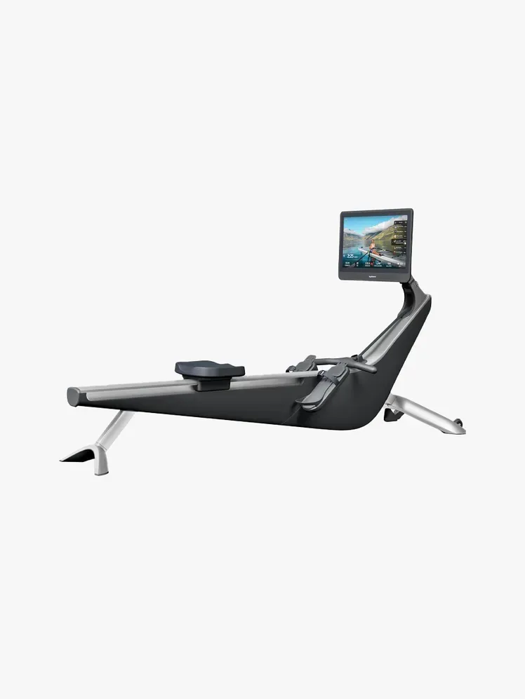 Hydrow Original Pro Rower ในส่วนประกอบที่มีตราสินค้าบนพื้นหลังสีเทาอ่อน