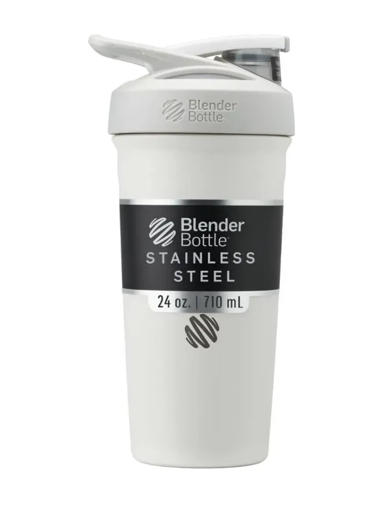 L’image peut contenir : Bouteille et shaker