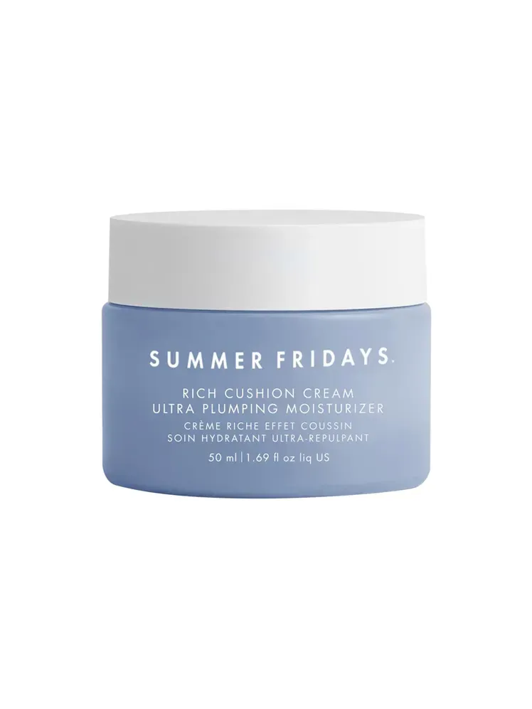Summer Fridays Rich Cushion Cream Ultra Plumping Moisturizer у баночці приглушеного синього кольору з білою кришкою на білому тлі