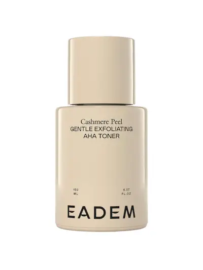 Cashmere Peel Gentle AHA + PHA Tónico exfoliante en botella de color topo de marca sobre fondo blanco.