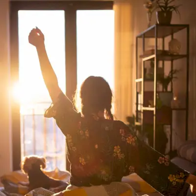 Alarm olmadan nasıl uyanılır (ve neden daha iyi)